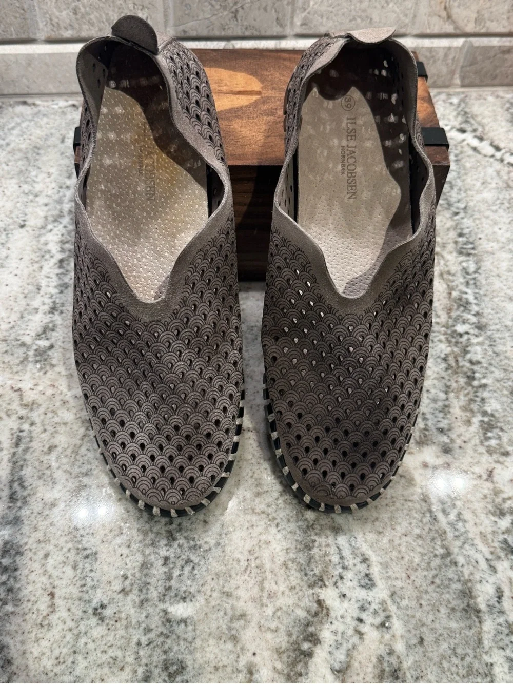 Ilse Jacobsen supremely comfortable